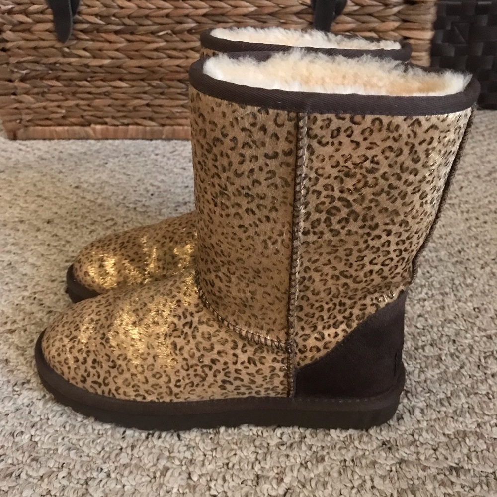 UGG Classic Calfskin Leopard Short Boots US7